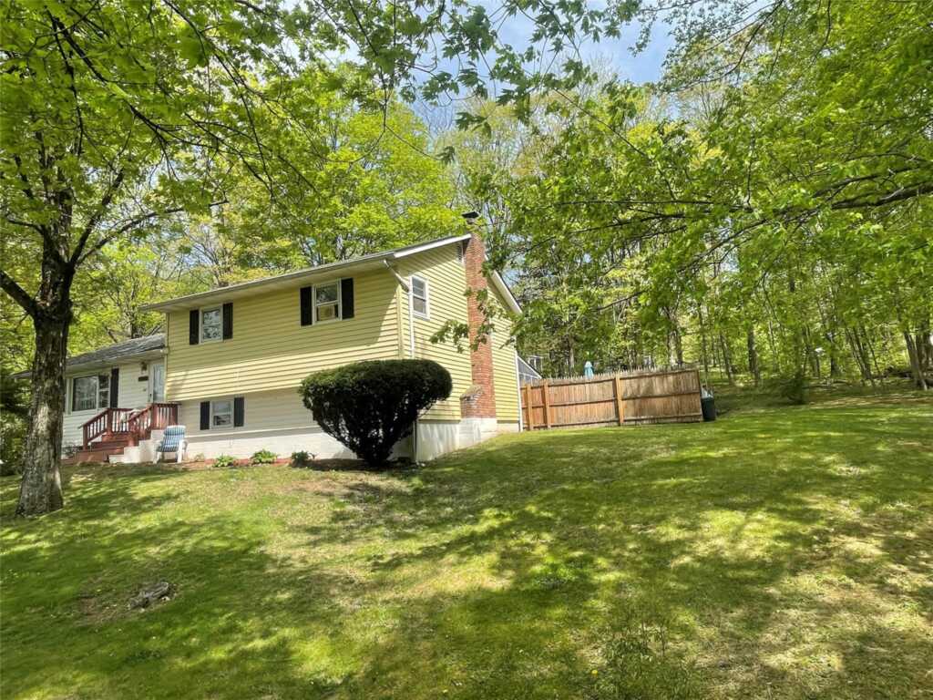 22 Prospect Street, Rhinebeck, NY 12580 - Photo 6 of 8