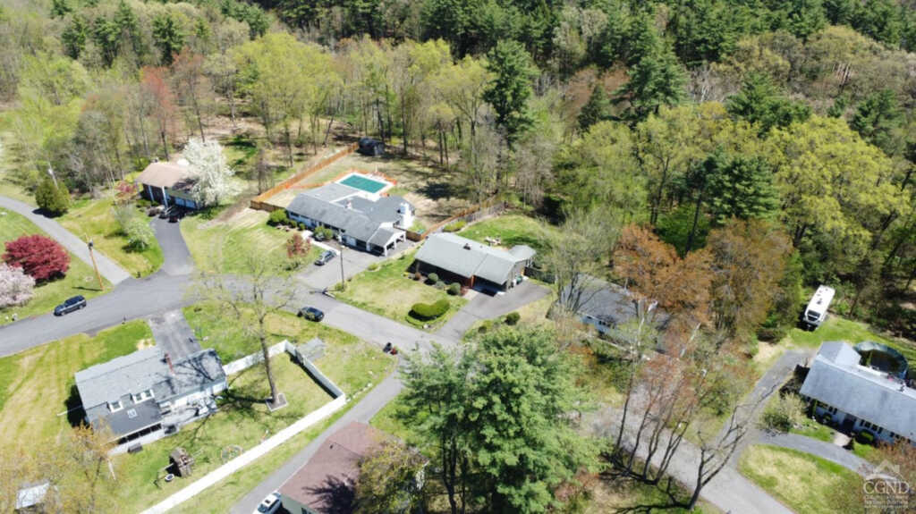 26 Wayside Drive, Hurley, NY 12443 - Photo 6 of 30