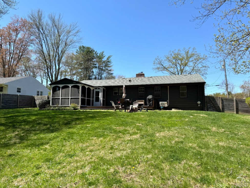 26 Wayside Drive, Hurley, NY 12443 - Photo 8 of 30