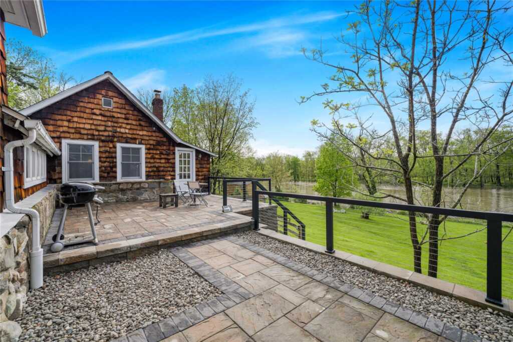 689 Albany Post Road, New Paltz, NY 12561 - Photo 21 of 43