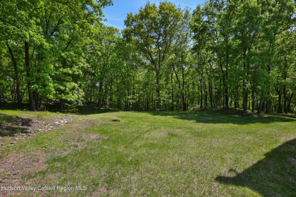 239 Salisbury Turnpike, Rhinebeck, NY 12572 - Photo 46 of 50