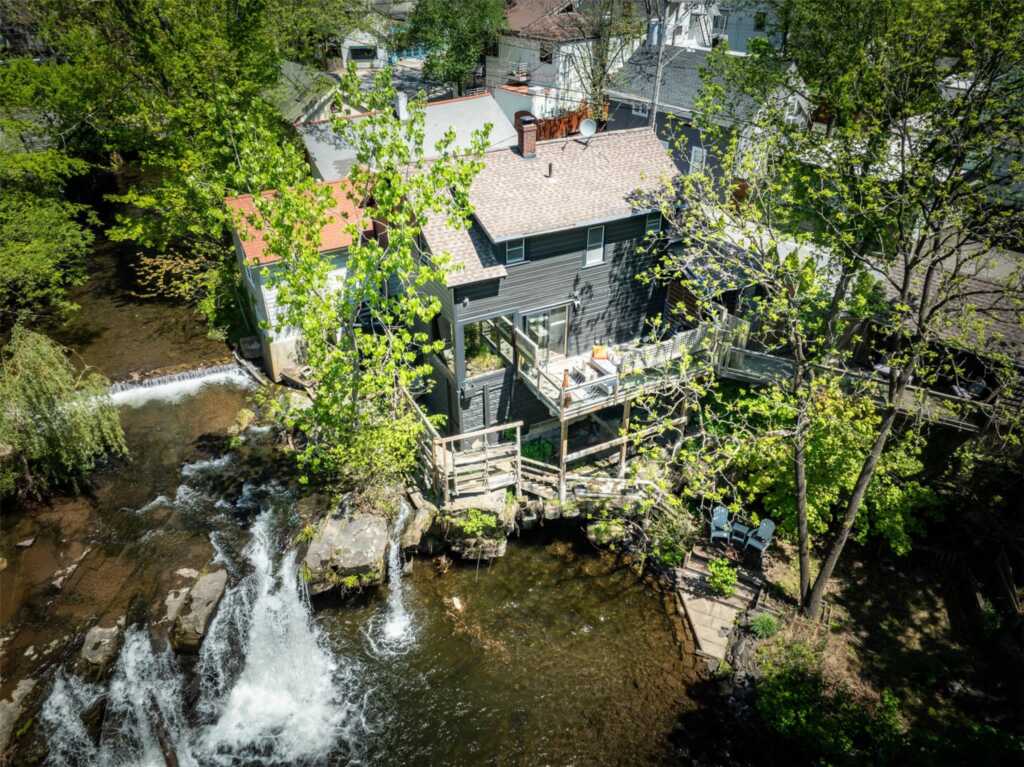 8 Tannery Brook Road, Woodstock, NY 12498 - Photo 3 of 34