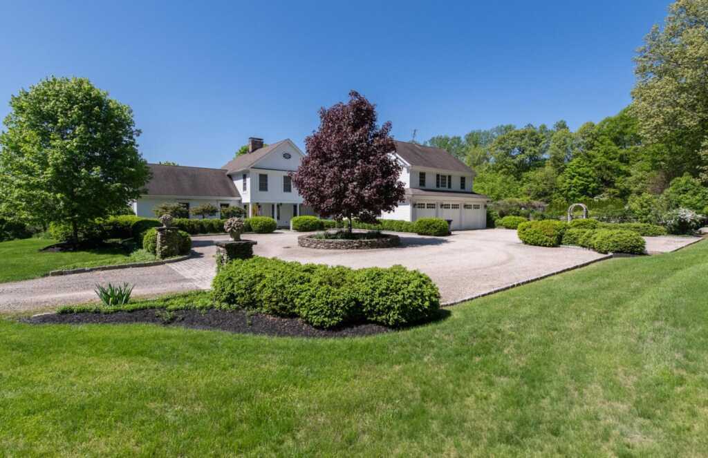 33 Pells Road, Rhinebeck, NY 12572 - Photo 3 of 46