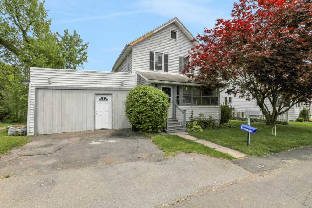 100 Harwich Street, Kingston, NY 12401 - Photo 12 of 21