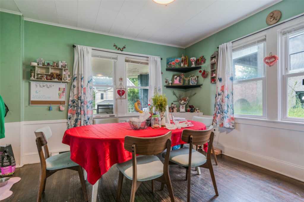 24 Park Street, Kingston, NY 12401 - Photo 5 of 13