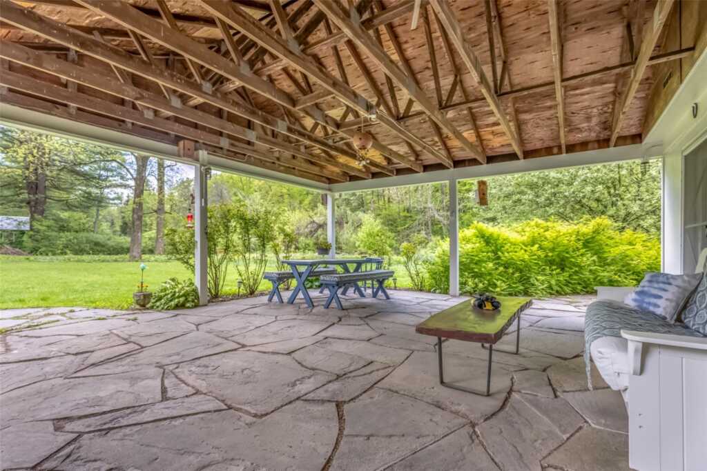 158 Esopus Creek Rd, Saugerties, NY 12477 - Photo 24 of 32