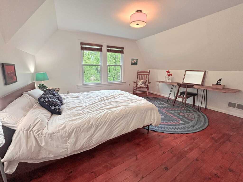 196 Tinker Street, Woodstock, NY 12498 - Photo 15 of 31