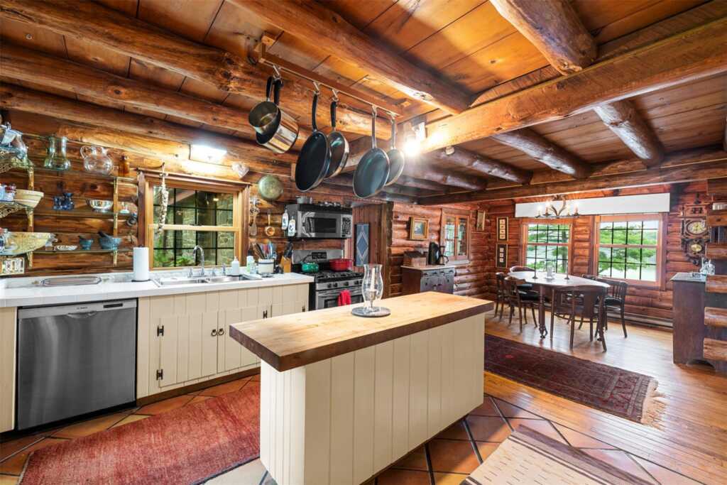 277 Patterson Lane, Saugerties, NY 12490 - Photo 7 of 35