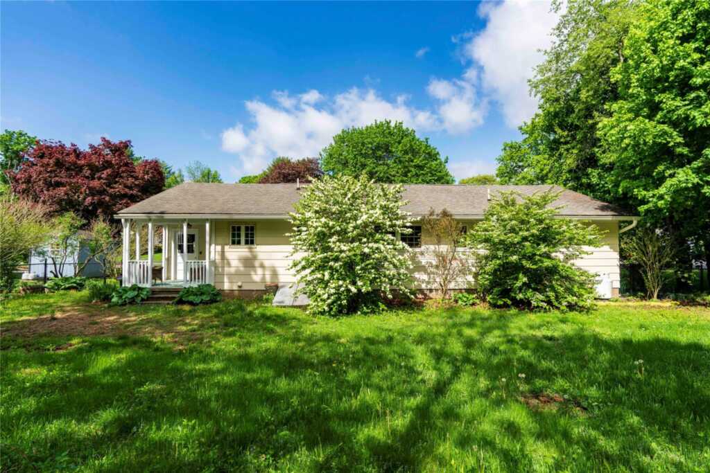 49 Lorraine Drive, Rhinebeck, NY 12572 - Photo 3 of 30