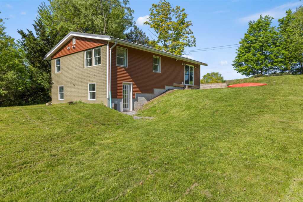 2 Mountain View Place, New Paltz, NY 12561 - Photo 2 of 22