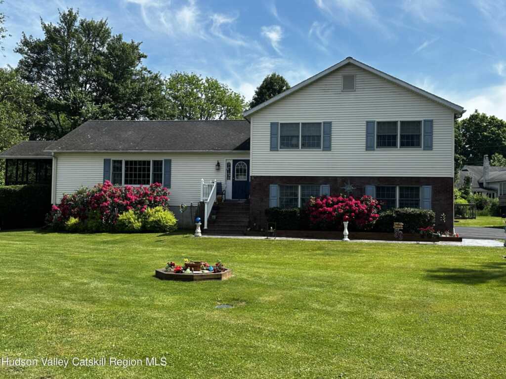 38 Mill Ln Extension, Saugerties, NY 12477 - Photo 5 of 50