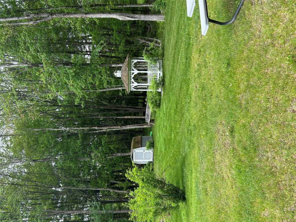 112 Lamoree Road, Rhinebeck, NY 12572 - Photo 34 of 37