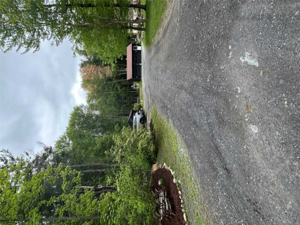 112 Lamoree Road, Rhinebeck, NY 12572 - Photo 4 of 37