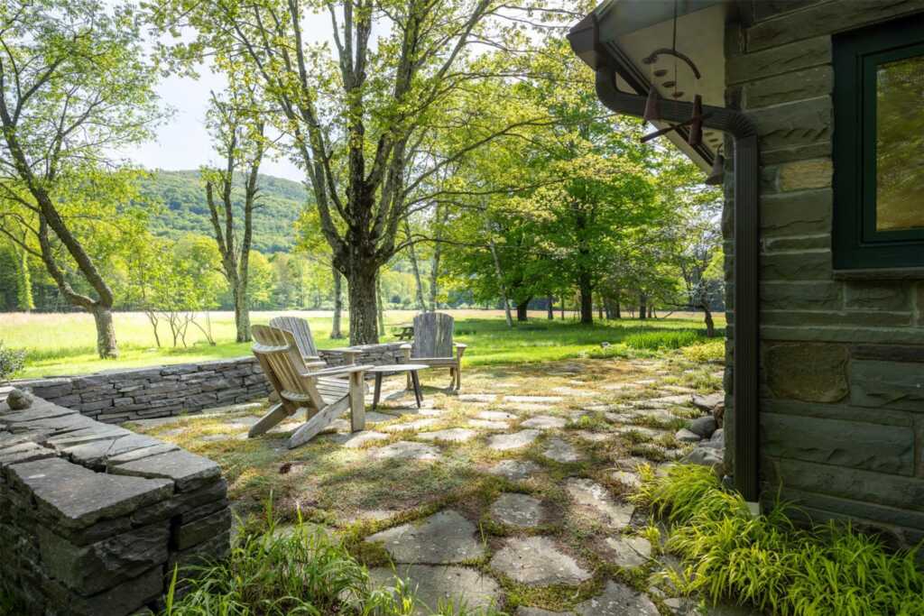 11 Louie Way, Woodstock, NY 12498 - Photo 26 of 39