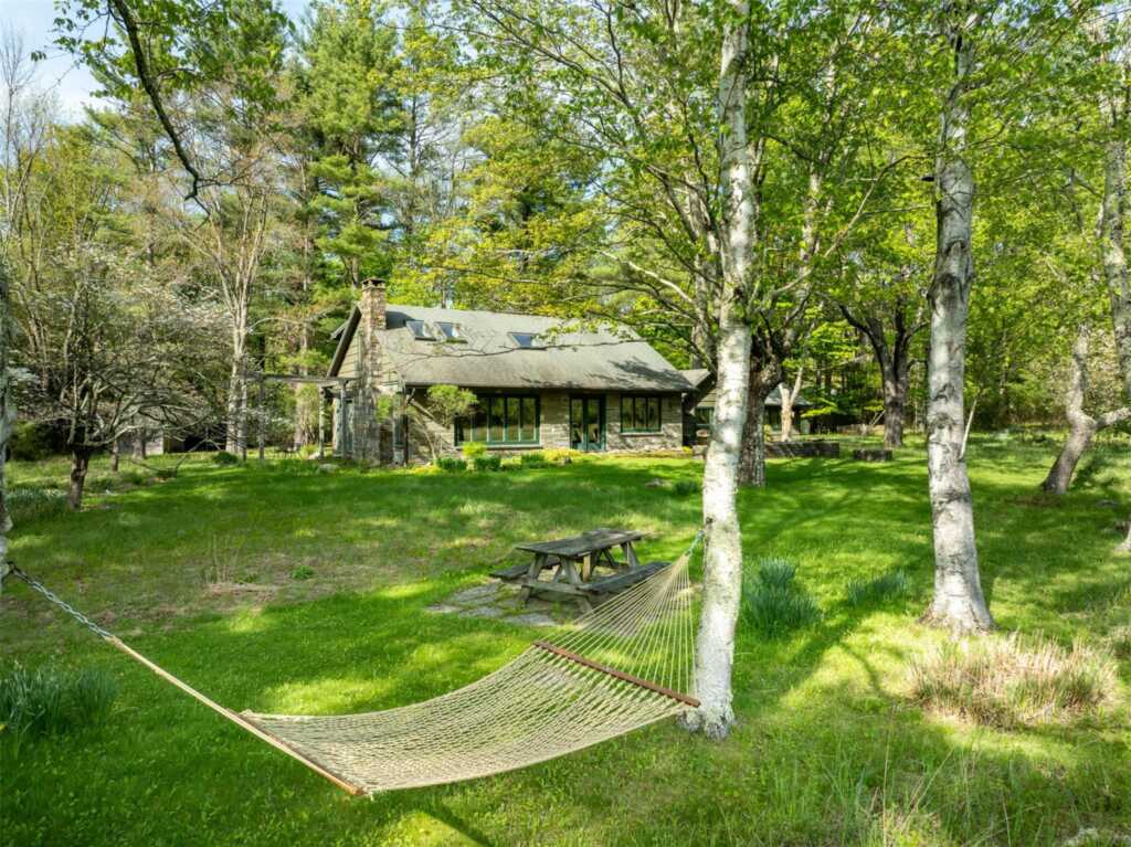 11 Louie Way, Woodstock, NY 12498 - Photo 32 of 39