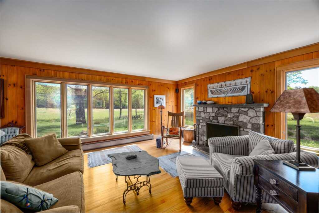 11 Louie Way, Woodstock, NY 12498 - Photo 5 of 39