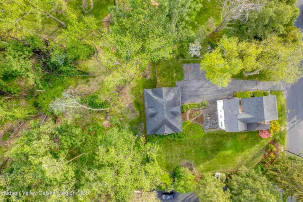 276 Pearl Street, Kingston, NY 12401 - Photo 41 of 47