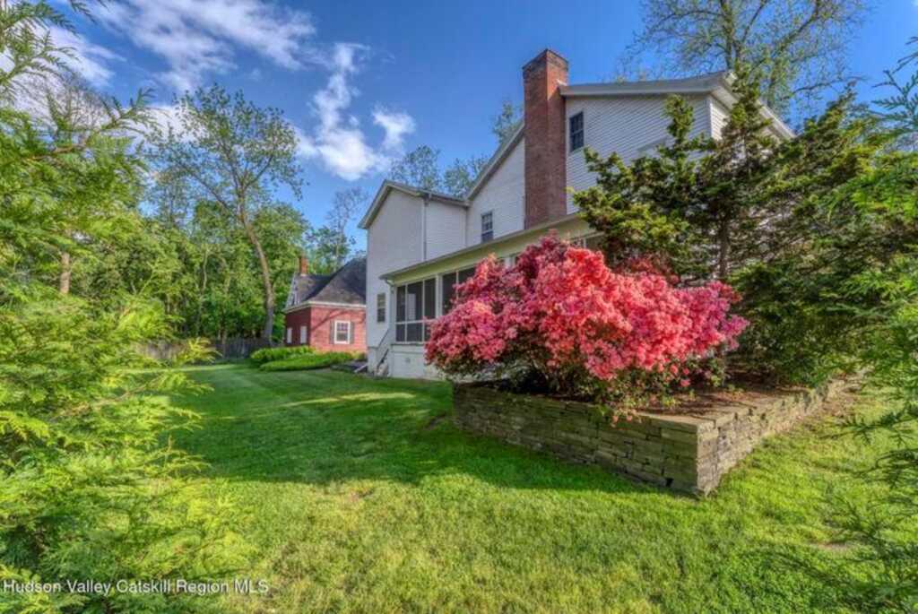 276 Pearl Street, Kingston, NY 12401 - Photo 6 of 47