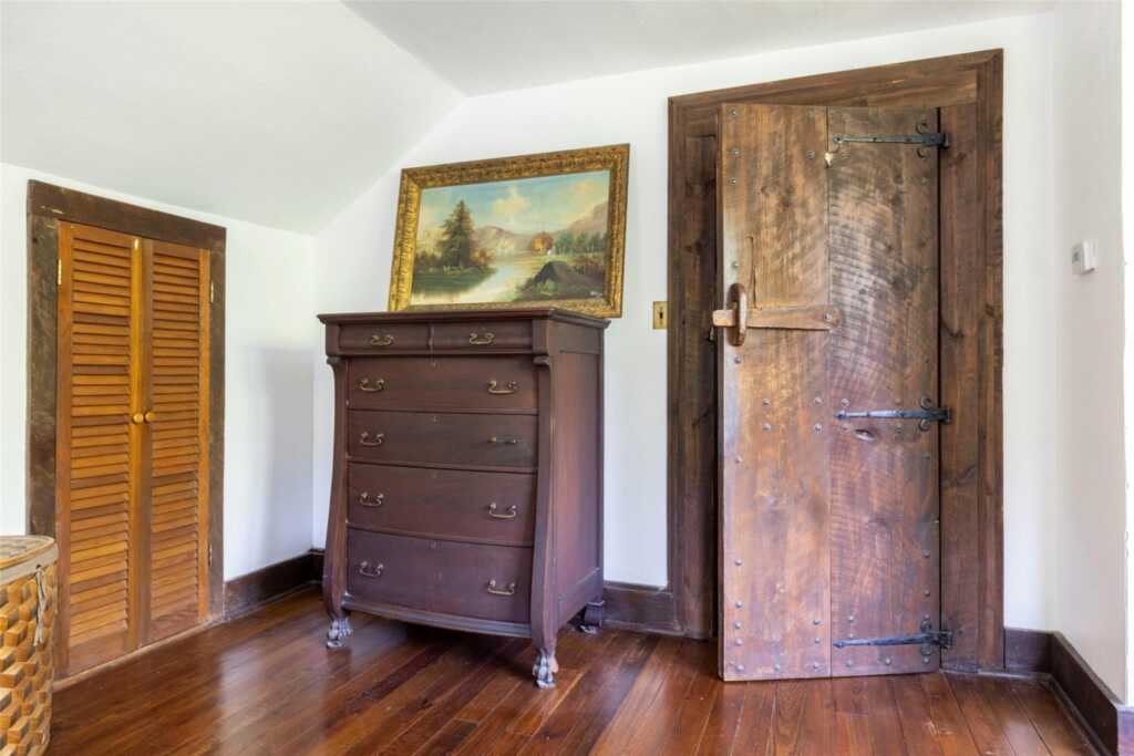 1716 Route 212, Saugerties, NY 12477 - Photo 27 of 47