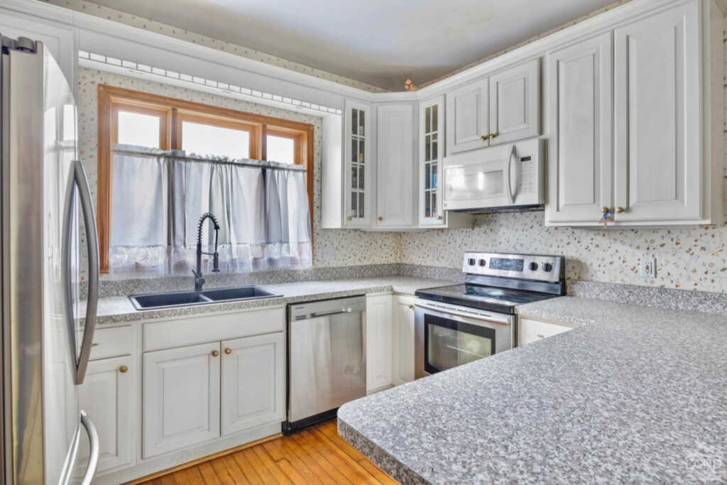 3630 Main Street, Stone Ridge, NY 12484 - Photo 10 of 43