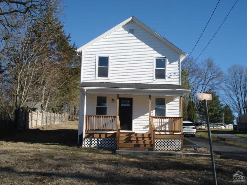 25 Old Route 9w, Saugerties, NY 12477 - Photo 7 of 24
