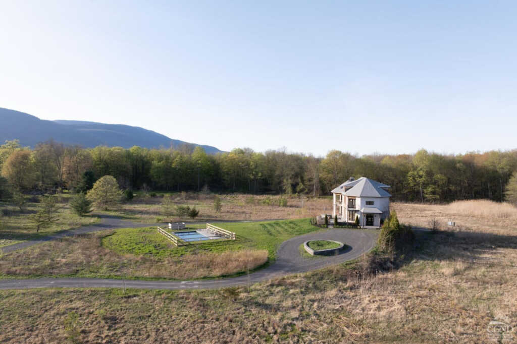 28 Ny 32A, Saugerties, NY 12477 - Photo 23 of 26