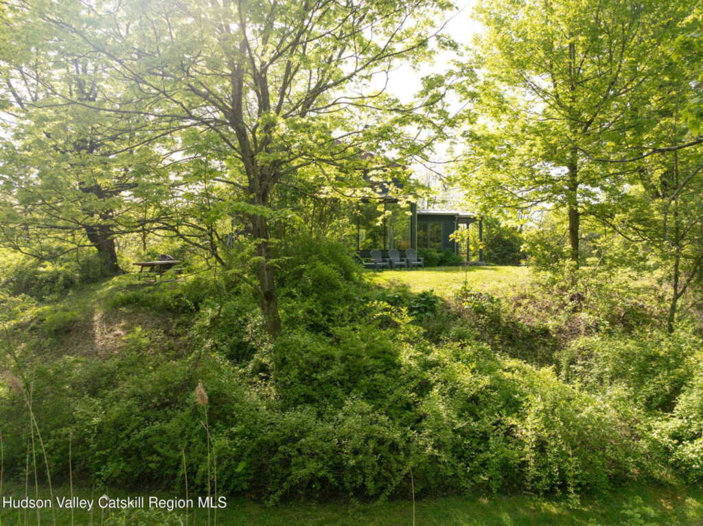 60 Middle Road, Rhinebeck, NY 12572 - Photo 29 of 36