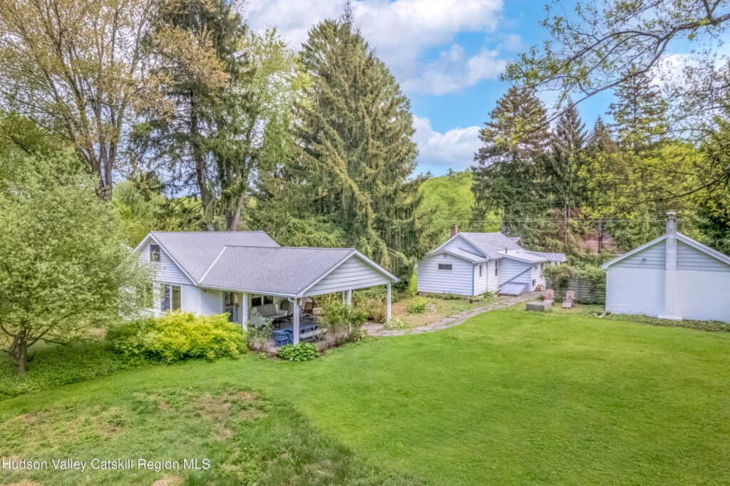 158 Esopus Creek Road, Saugerties, NY 12477