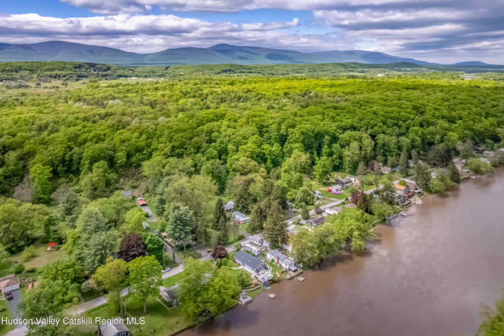158 Esopus Creek Road, Saugerties, NY 12477 - Photo 21 of 34