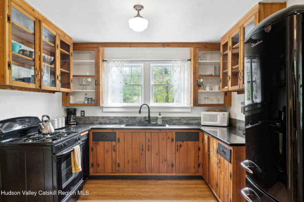 3207-3209 Route 212, Woodstock, NY 12409 - Photo 7 of 44