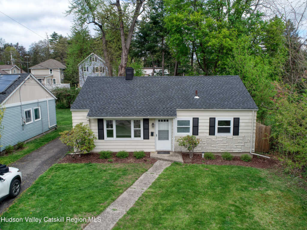 11 Browning Terrace, Kingston, NY 12401 - Photo 2 of 24