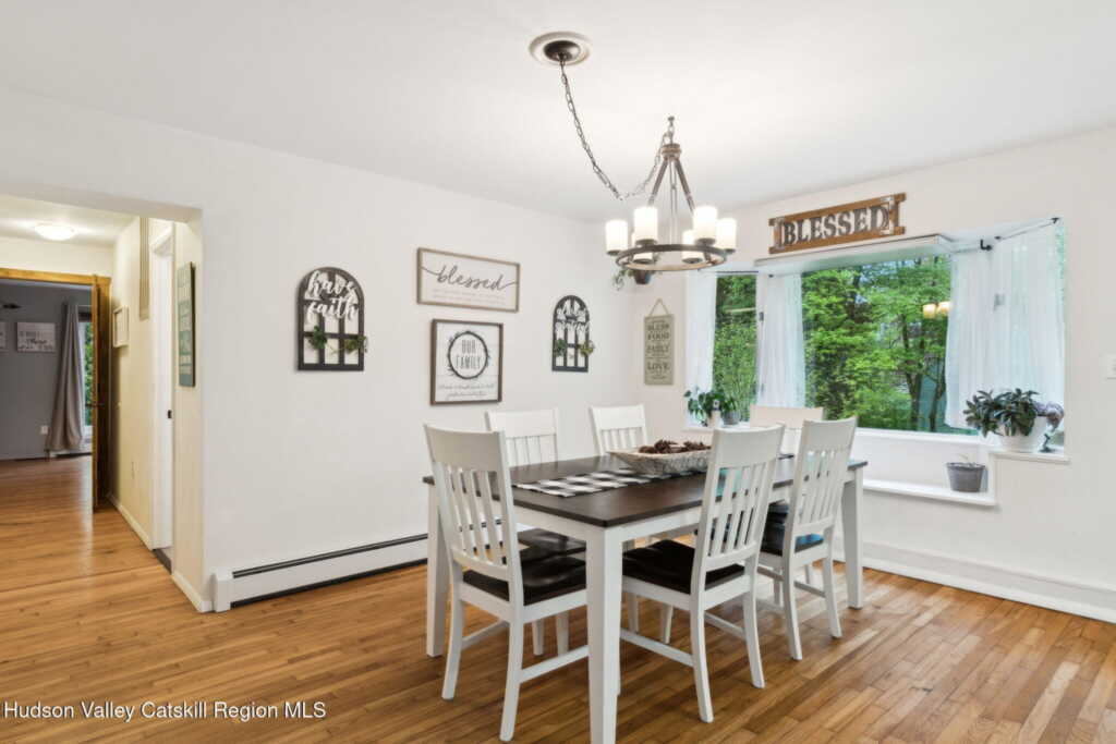 162 Forest Hill Drive, Kingston, NY 12401 - Photo 15 of 48