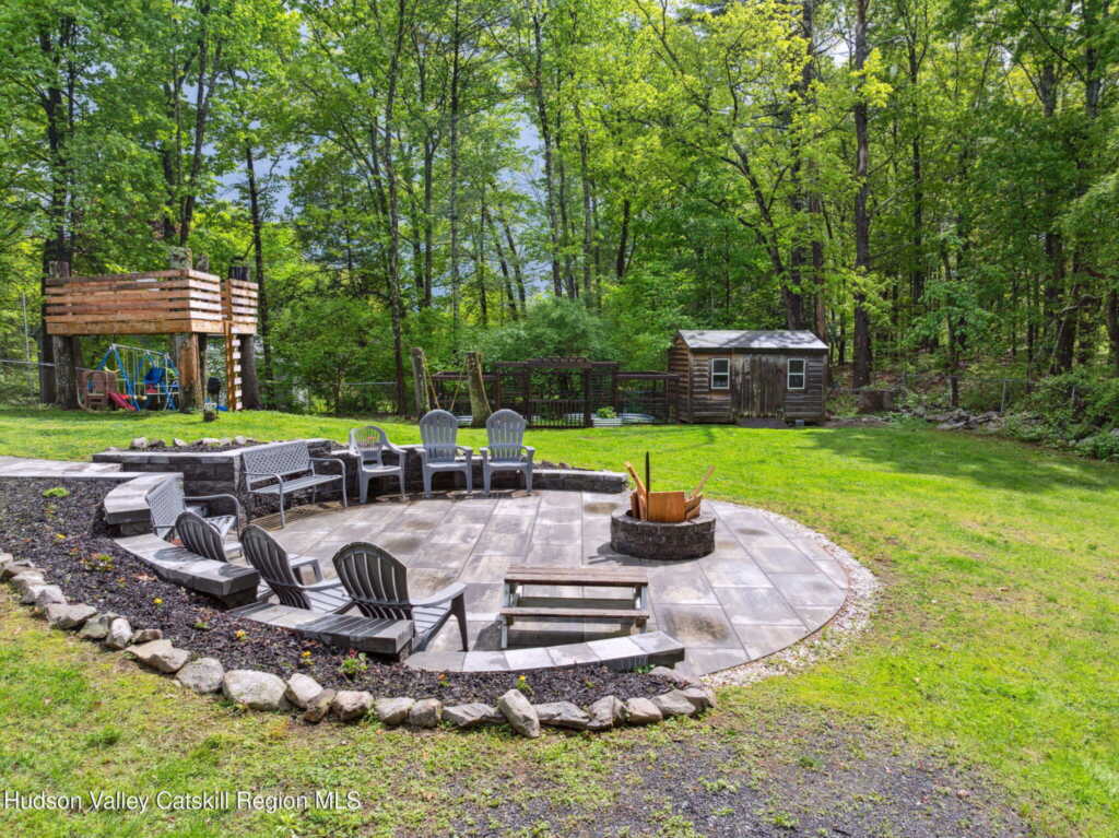 162 Forest Hill Drive, Kingston, NY 12401 - Photo 3 of 48