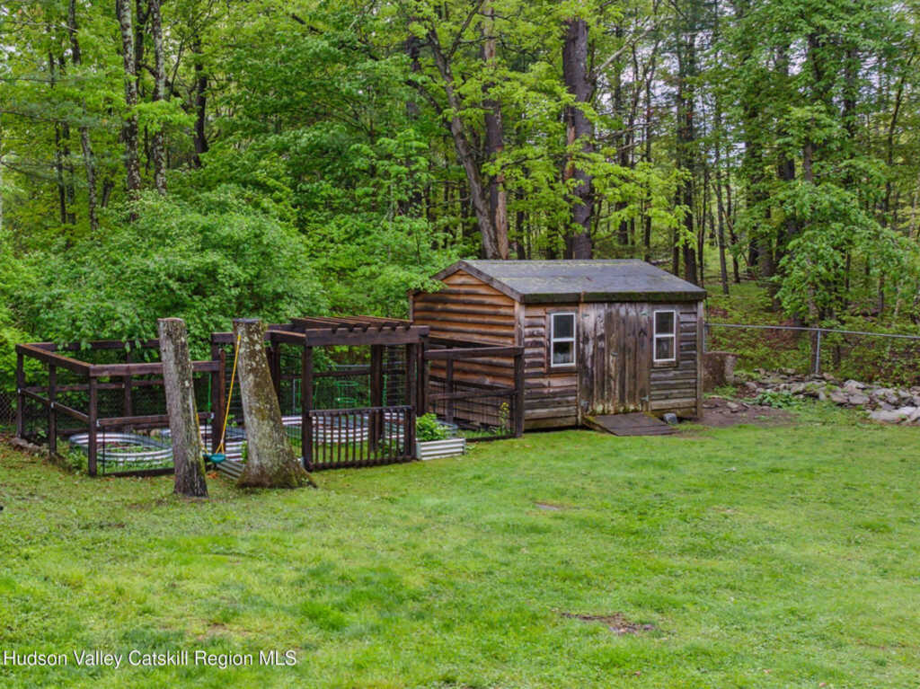 162 Forest Hill Drive, Kingston, NY 12401 - Photo 39 of 48