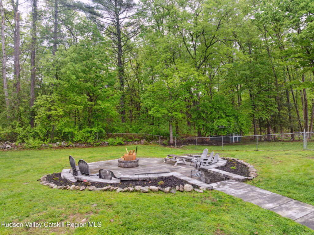 162 Forest Hill Drive, Kingston, NY 12401 - Photo 40 of 48