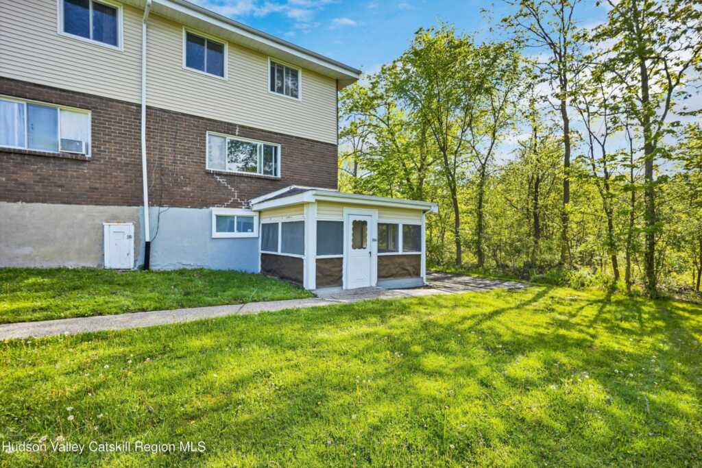 881 Albany Post Unit 35a Road, New Paltz, NY 12561 - Photo 3 of 23