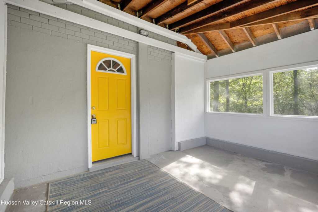 881 Albany Post Unit 35a Road, New Paltz, NY 12561 - Photo 4 of 23