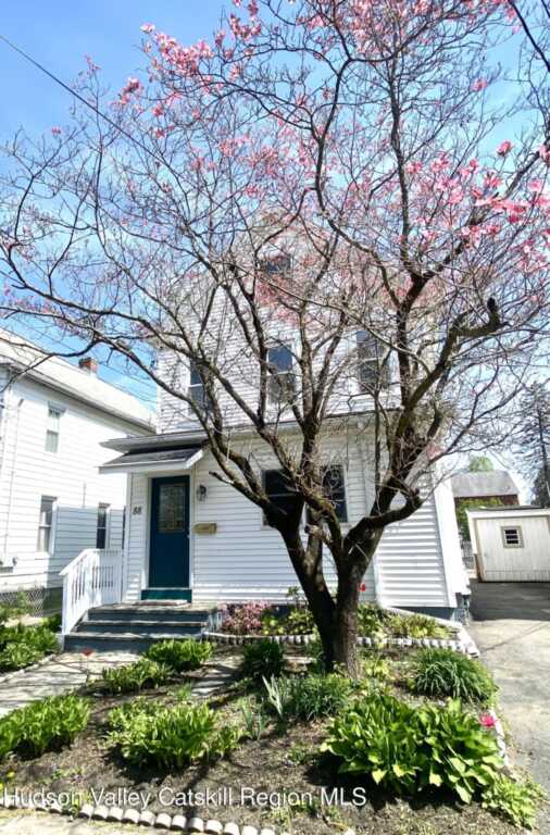 88 Grand Street, Kingston, NY 12401 - Photo 2 of 44