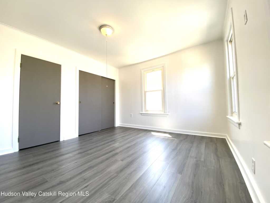 88 Grand Street, Kingston, NY 12401 - Photo 24 of 44