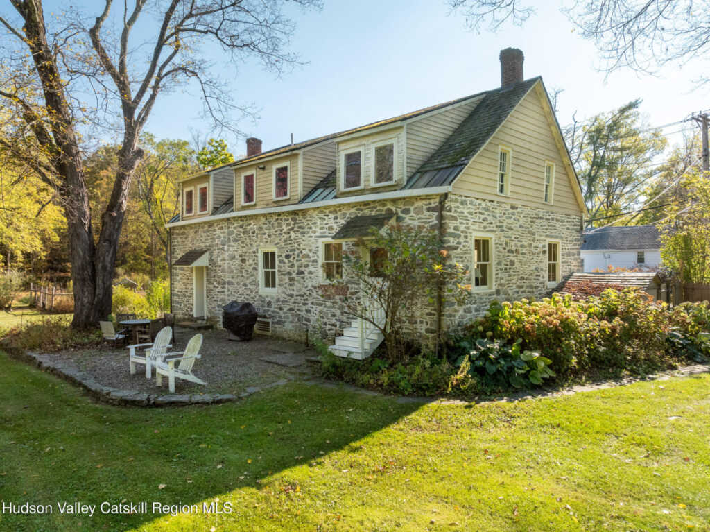 170 Kripplebush Road, Stone Ridge, NY 12484 - Photo 4 of 33
