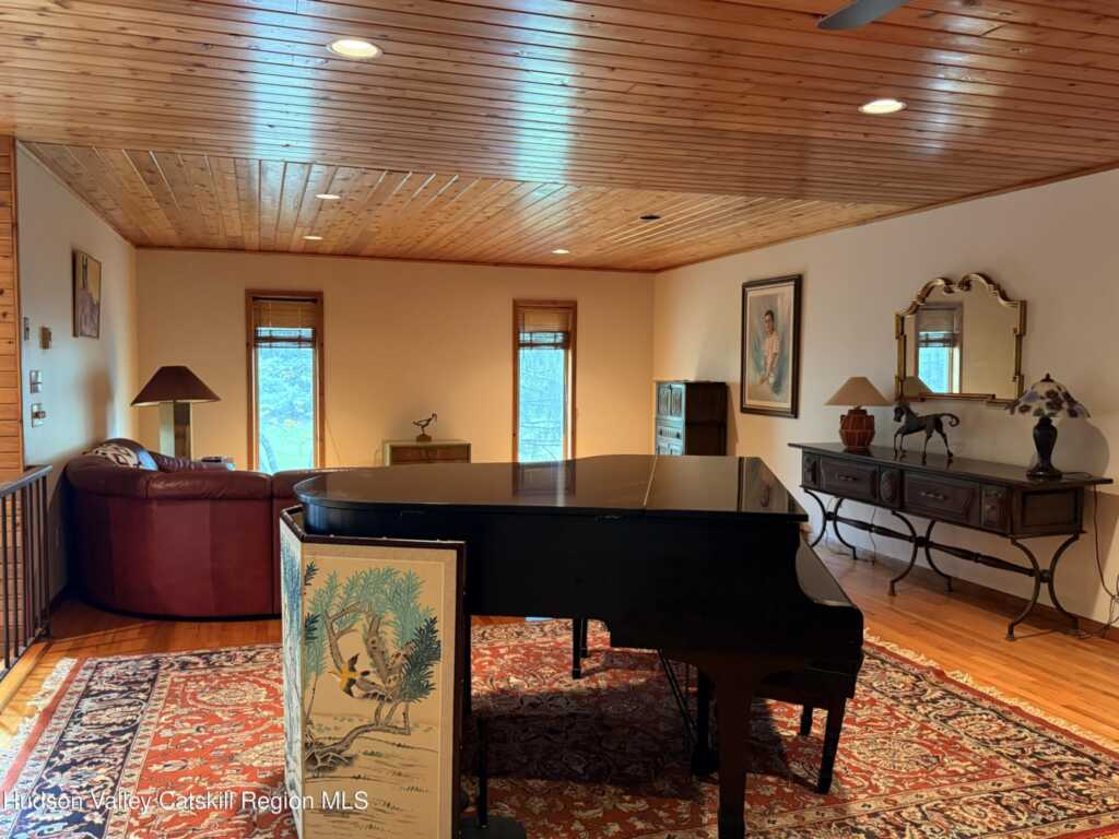 46 Playhouse Lane Extension, Woodstock, NY 12498 - Photo 19 of 43