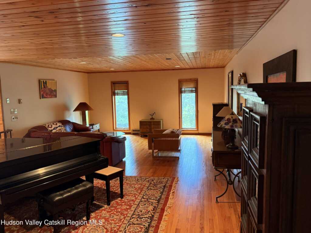 46 Playhouse Lane Extension, Woodstock, NY 12498 - Photo 21 of 43