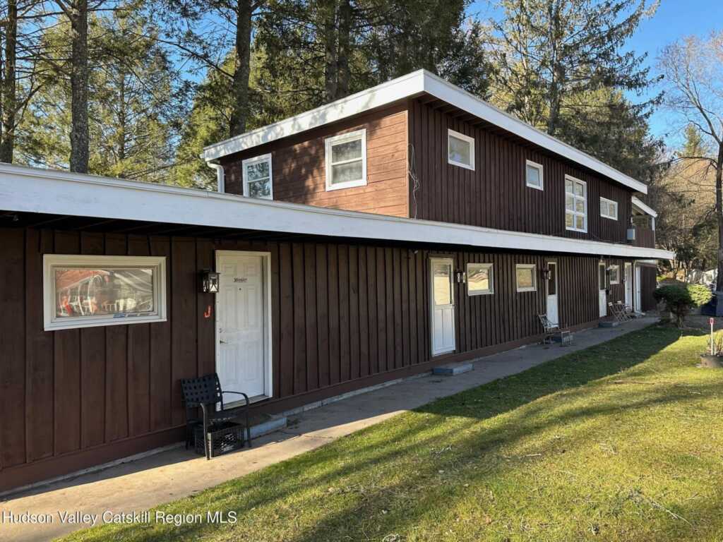 40 Orchard Lane, Woodstock, NY 12498