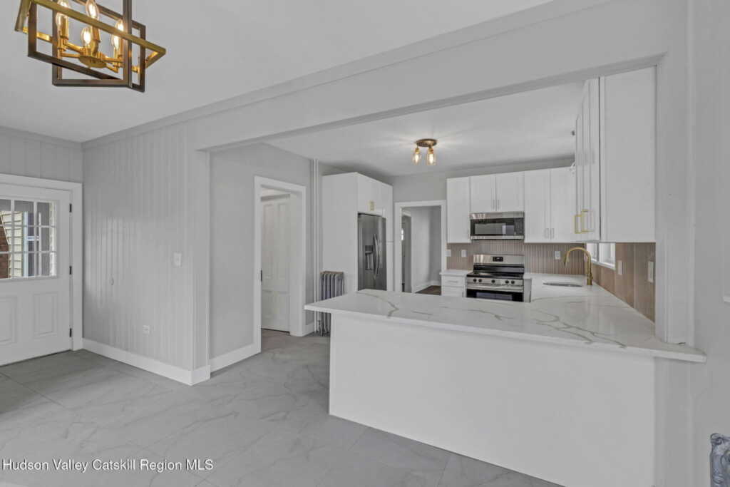 345 Lucas Avenue, Kingston, NY 12401 - Photo 15 of 29