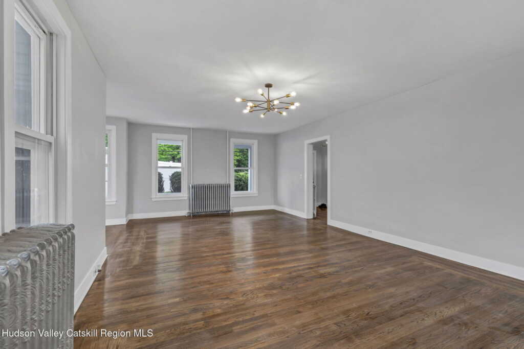 345 Lucas Avenue, Kingston, NY 12401 - Photo 7 of 29