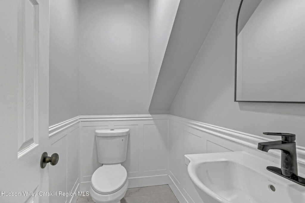 345 Lucas Avenue, Kingston, NY 12401 - Photo 9 of 29
