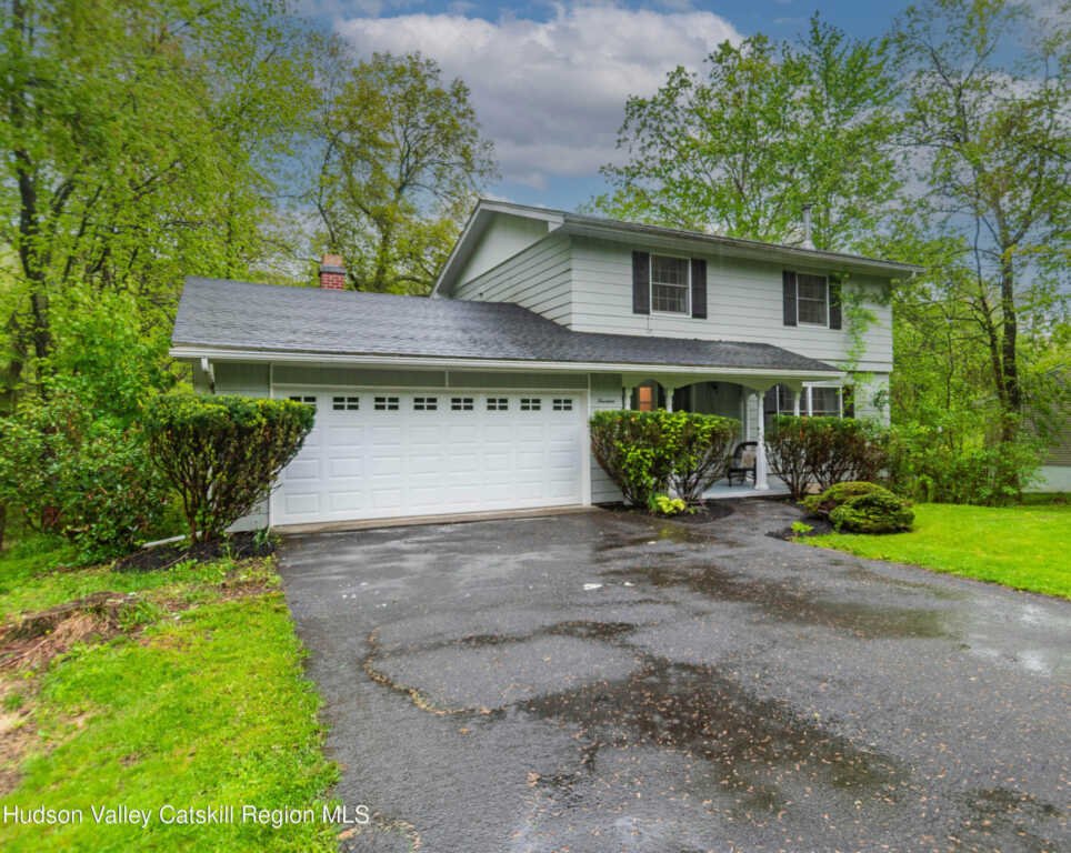 14 Woodland Drive, New Paltz, NY 12561 - Photo 2 of 23