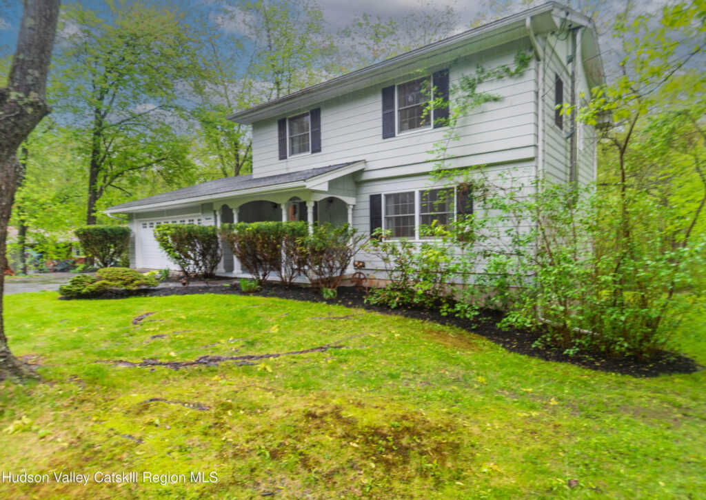 14 Woodland Drive, New Paltz, NY 12561 - Photo 3 of 23
