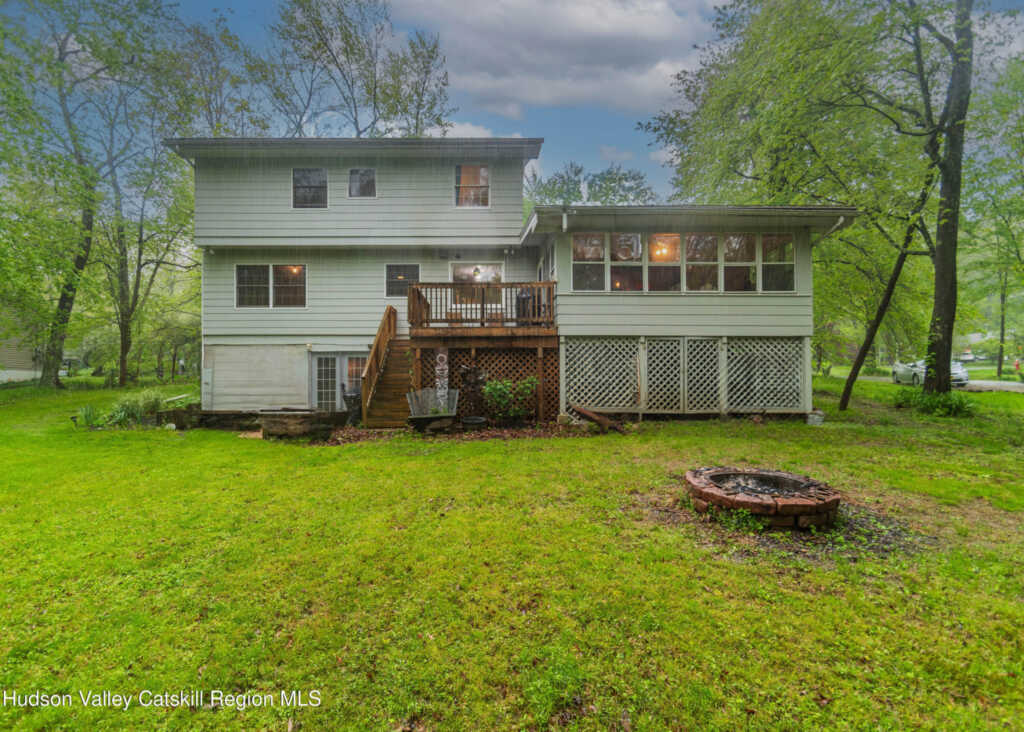 14 Woodland Drive, New Paltz, NY 12561 - Photo 4 of 23