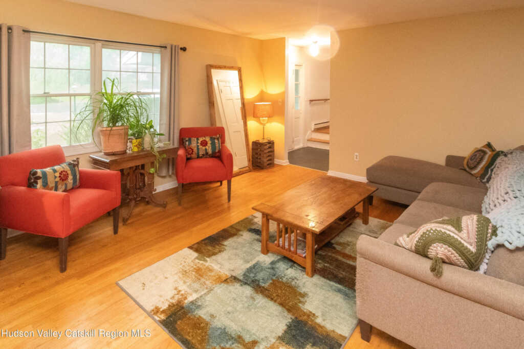 14 Woodland Drive, New Paltz, NY 12561 - Photo 8 of 23